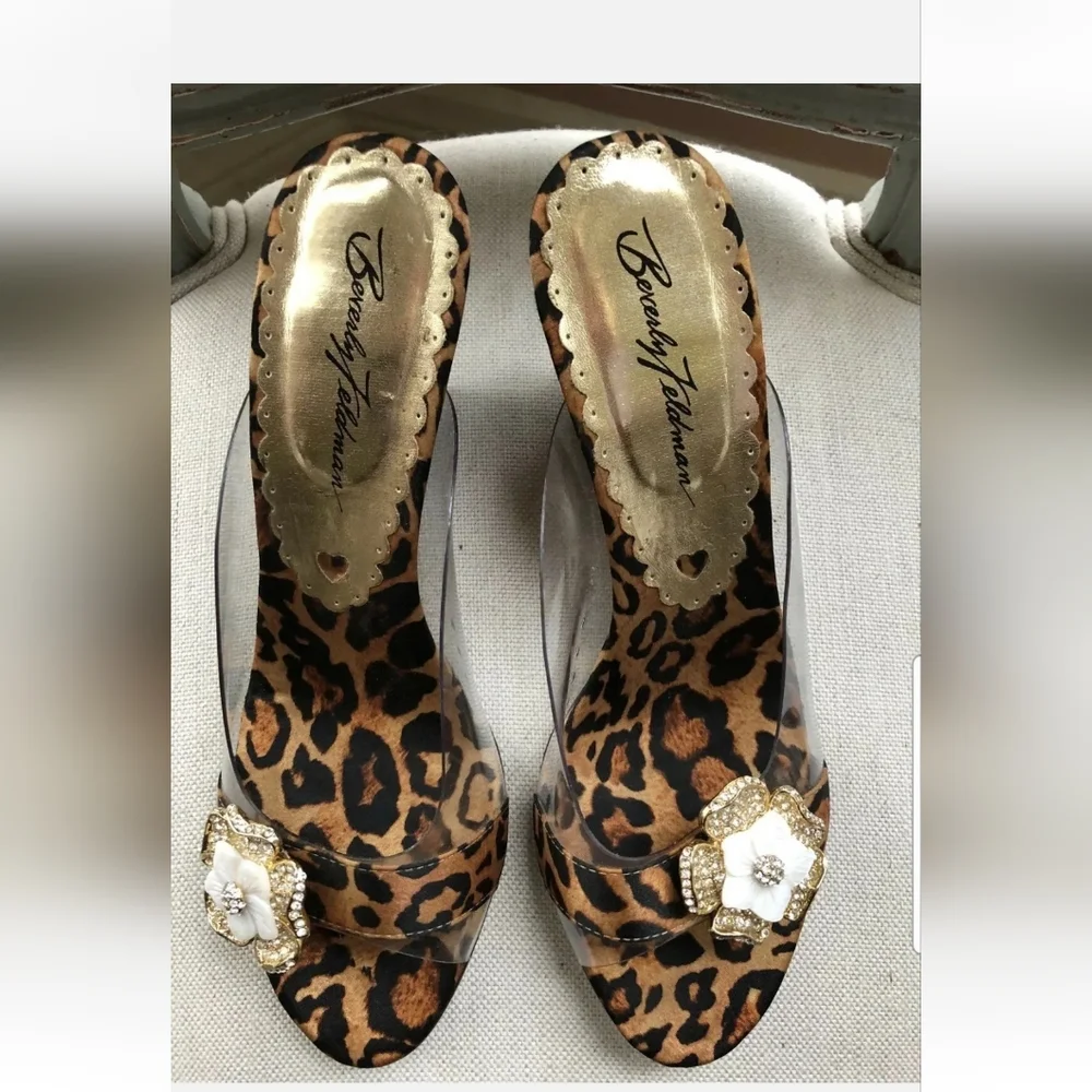 BEVERLY FELDMAN SANDALS SIZE 8 - Picture 1 of 8